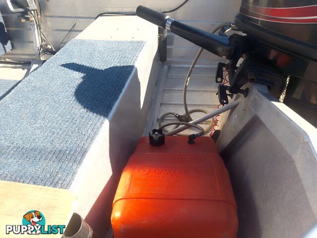 USED 2008 STACER 395 SEASPRITE OPEN DINGHY WITH A MERCURY 25HP OUTBOARD ON A 2003 SEALINK SINGLE AXLE TRAILER.