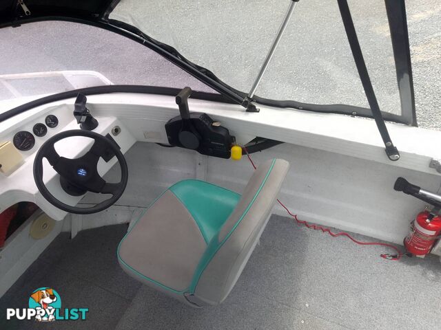 SEA JAY 435 CLASSIC 4.5M RUNABOUT-40HP HONDA 4 STROKE OUTBOARD AND TRAILER