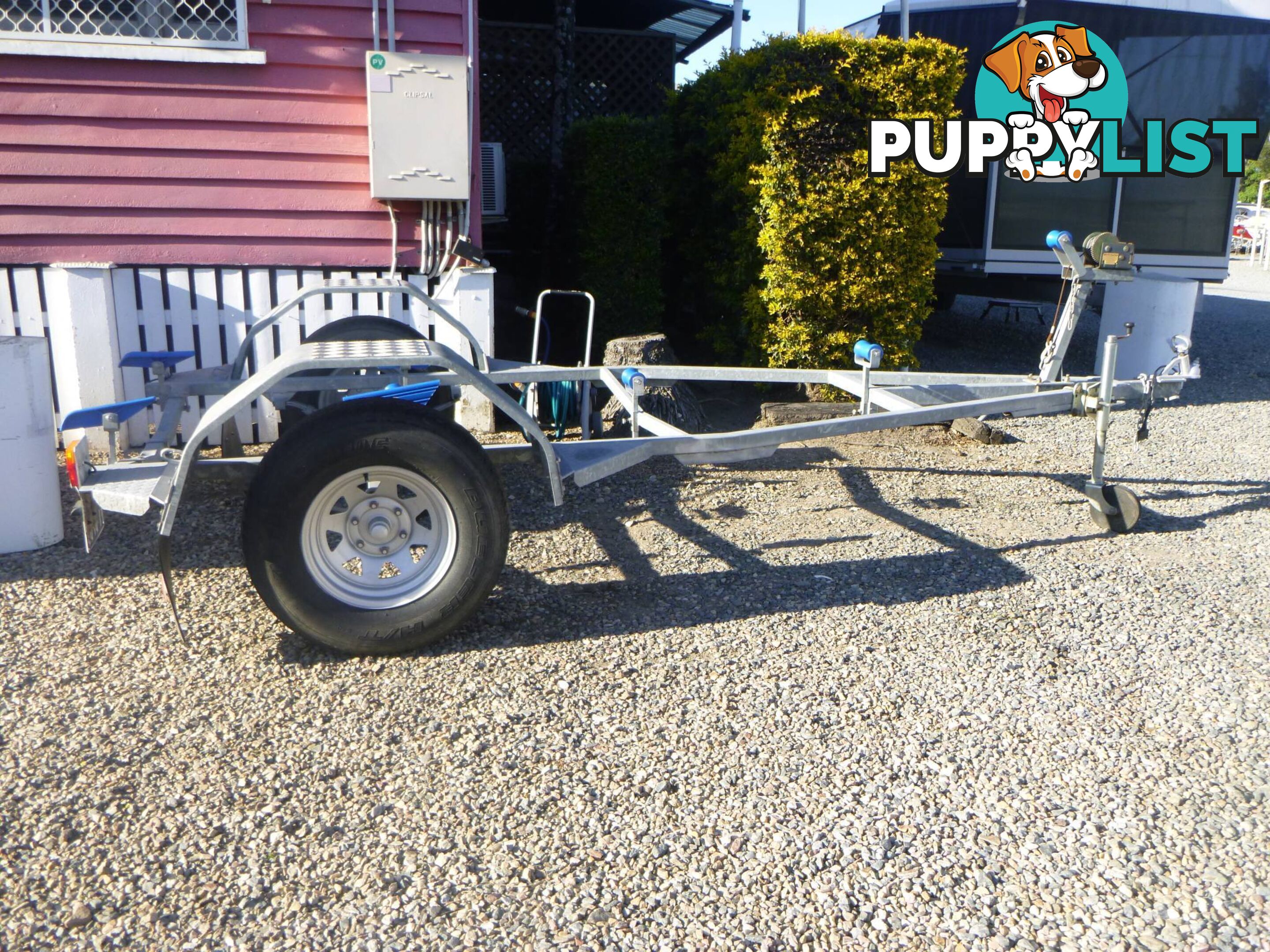 BOAT TRAILER FOR TINNIE UP TO 4M