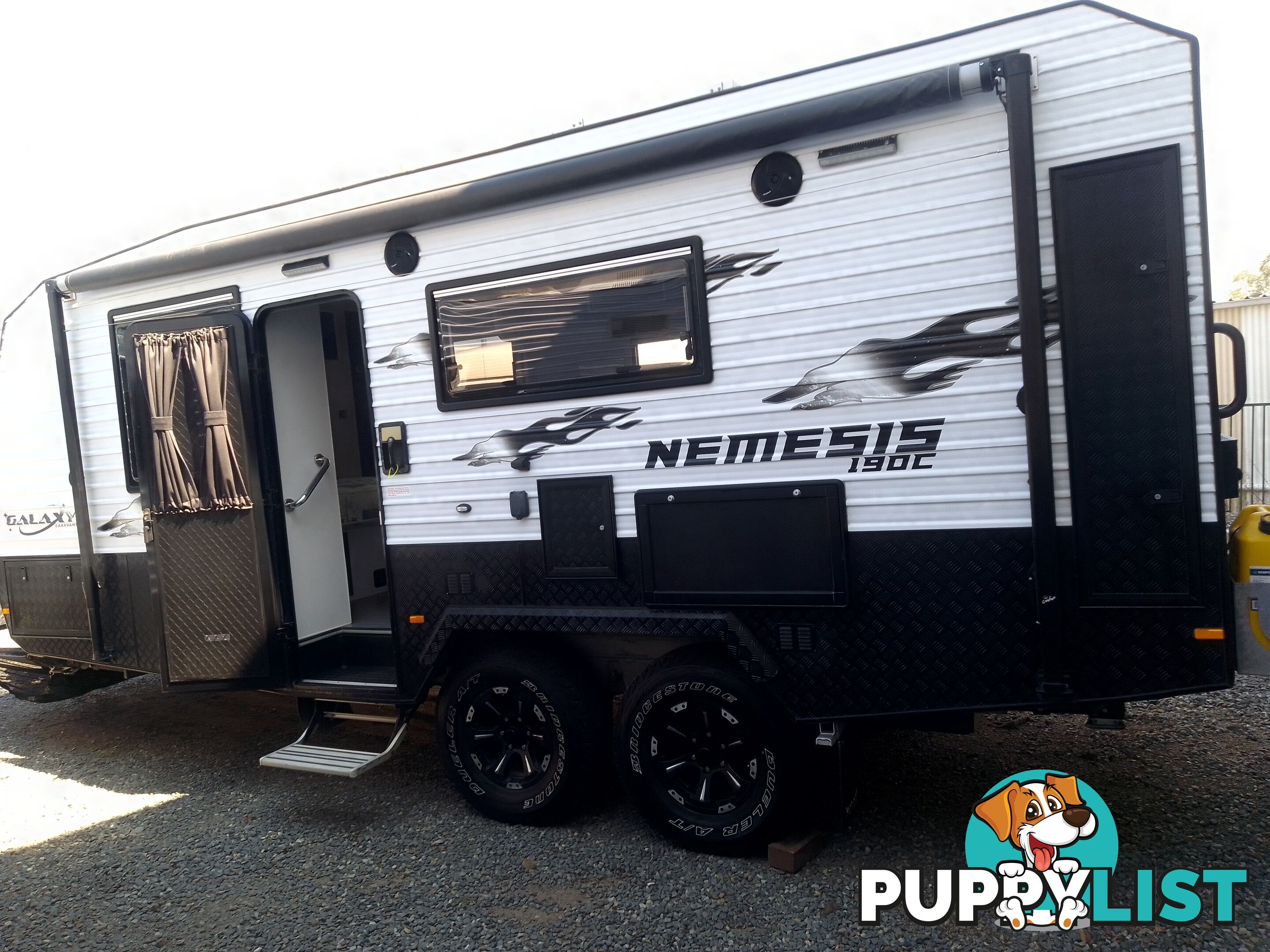 GALAXY NEMESIS 19FT LUXURY OFF-ROAD TOURING CARAVAN