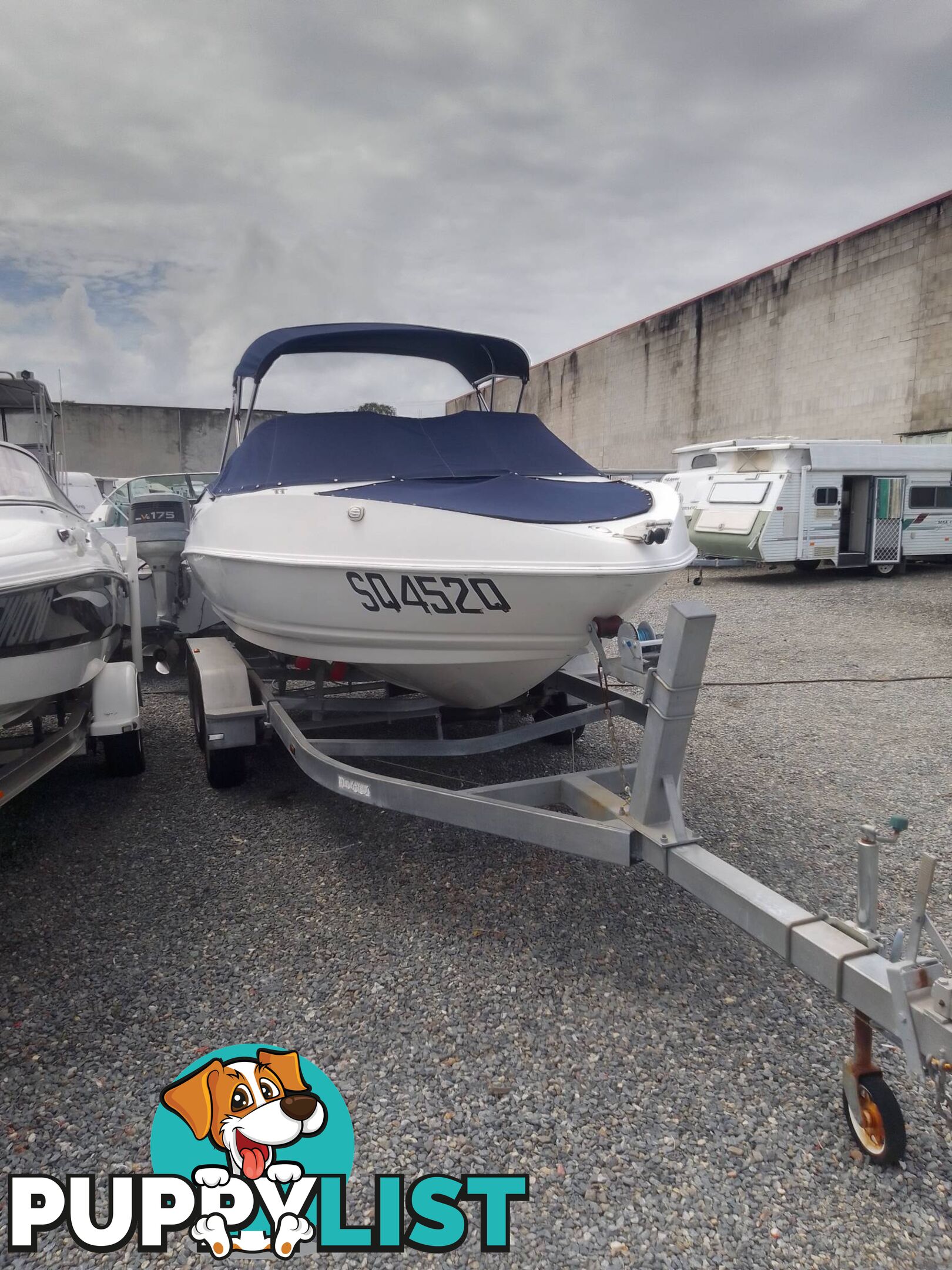 USED 2006 CLIFTON BOWRIDER 5.7MTRS WITH 135HP MARINER OUTBOARD WITH TRAILER