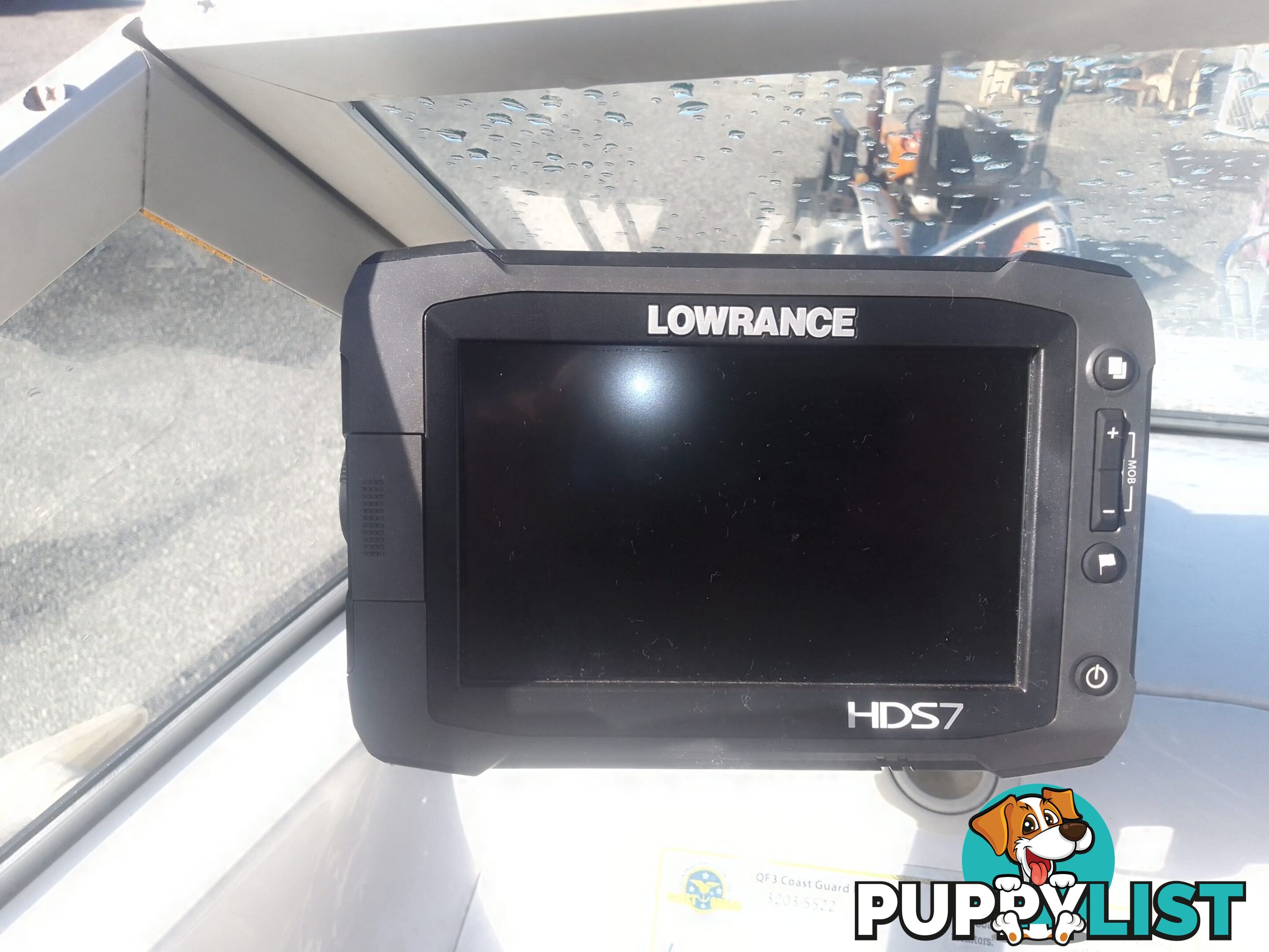 USED SAVAGE TASMAN 5.2 MT HALF CABIN 2005 POWERED BY A 115 HP SUZUKI 4 STROKE 2005 DONE 205 HOURS ON A 2017 MULTI ROLLER TRAILER
