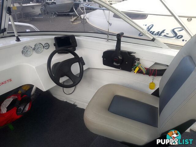 USED 2015 STACER SEAWAY 4.49M RUNABOAT WITH A 3 CYLINDER 50HP MERCURY ENGINE ON A 2014 TELWATER TRAILER.