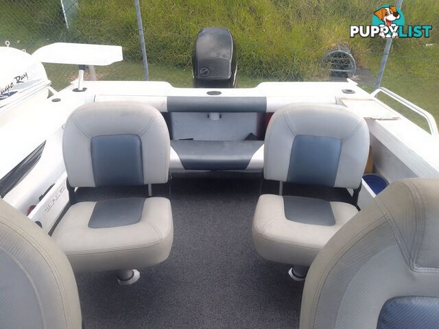 USED 2015 STACER SEAWAY 4.49M RUNABOAT WITH A 3 CYLINDER 50HP MERCURY ENGINE ON A 2014 TELWATER TRAILER.