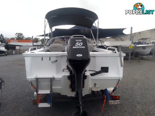 USED 2015 STACER SEAWAY 4.49M RUNABOAT WITH A 3 CYLINDER 50HP MERCURY ENGINE ON A 2014 TELWATER TRAILER.