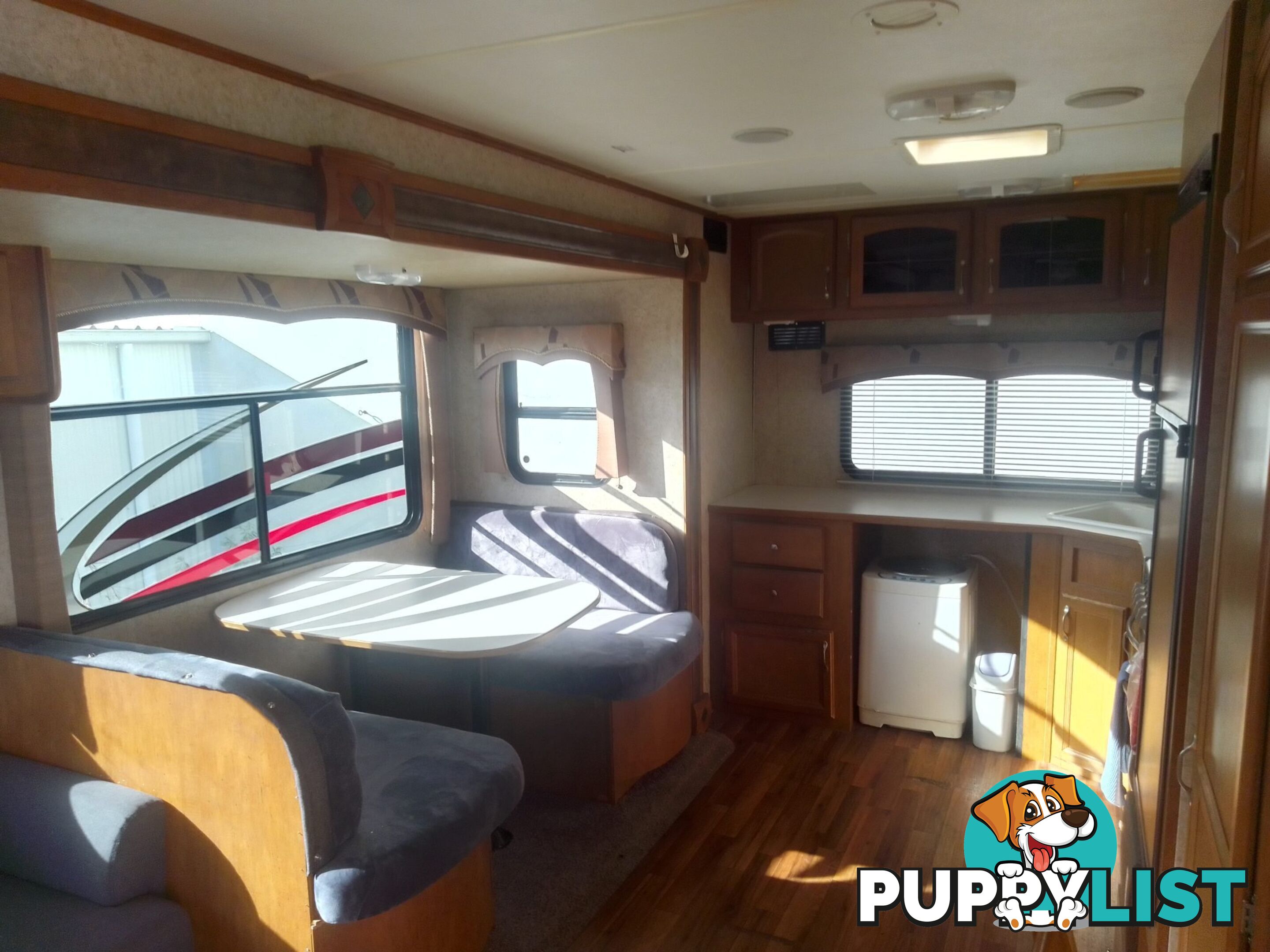 USED 2013 EVERGREEN ULTIMA 5TH WHEELER 29FT