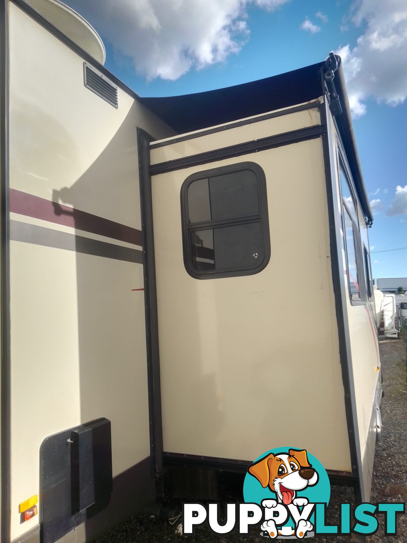 USED 2013 EVERGREEN ULTIMA 5TH WHEELER 29FT