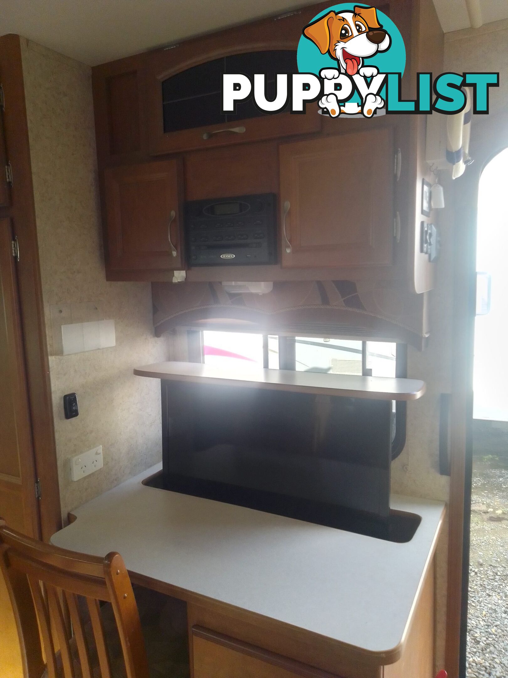 USED 2013 EVERGREEN ULTIMA 5TH WHEELER 29FT