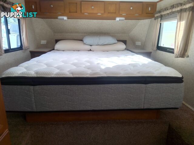 USED 2013 EVERGREEN ULTIMA 5TH WHEELER 29FT