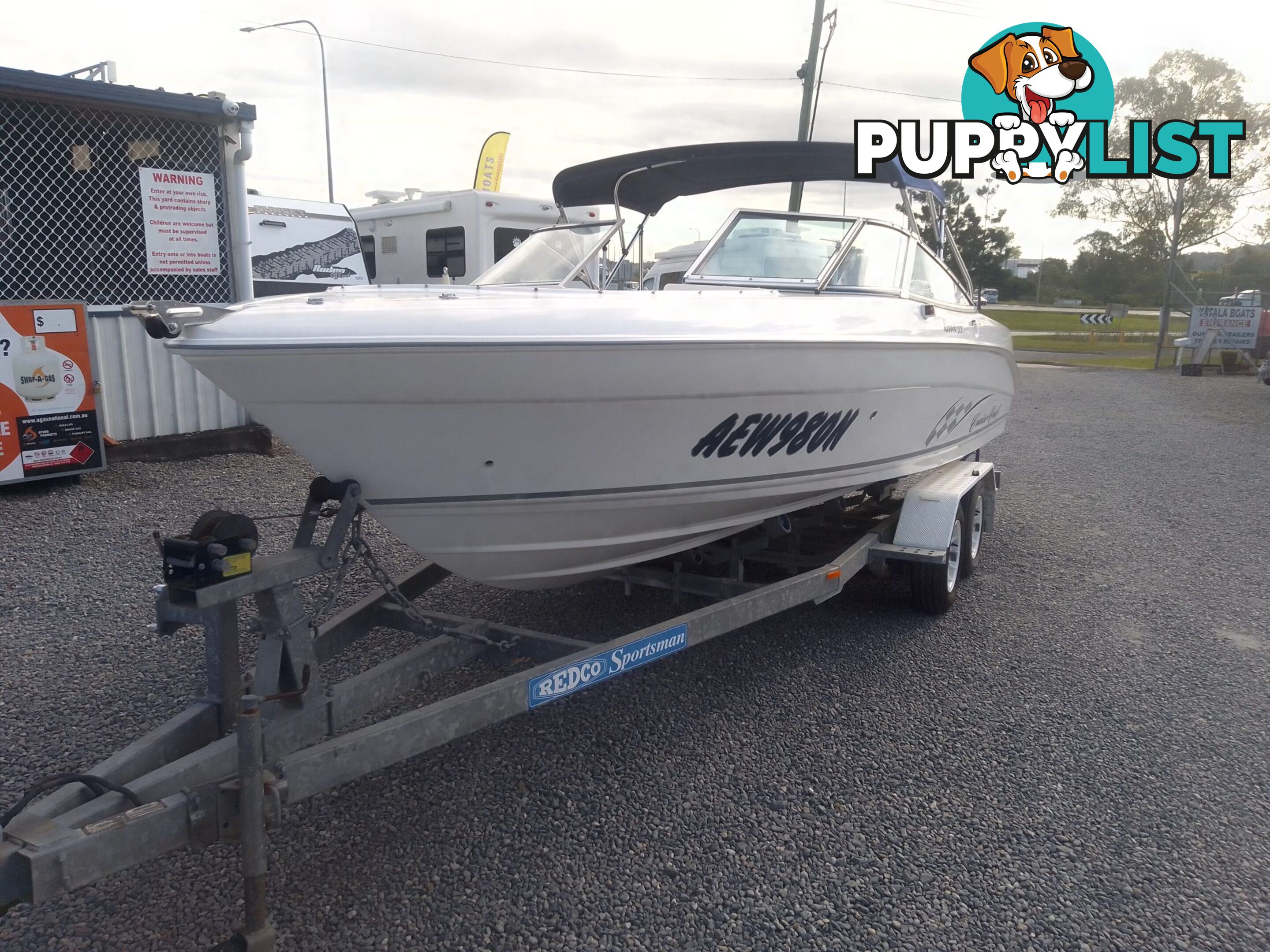 USED 2006 CRUISE CRAFT RESORT 55 BOWRIDER ON A 2005 REDCO TRAILER WITH A 2005 MODEL 150HP YAMAHA OUTBOARD.