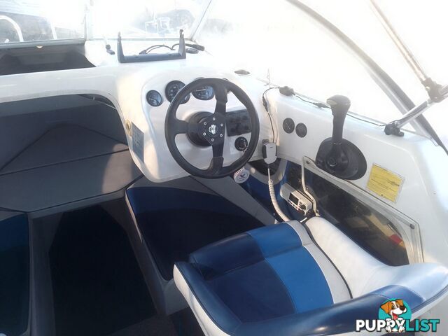 USED 2008 SAVAGE SURVEYOR HALF CABIN POWER BOAT ON A 2007 DUNBIER TRAILER WITH A 150HP MARINER EFI OUTBOARD MOTOR