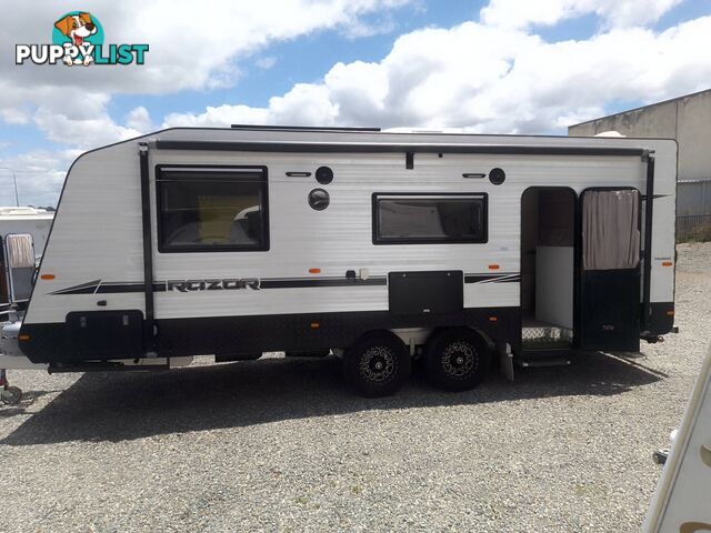 FRANKLIN RAZOR LUXURY 22FT SEMI OFF-ROAD CARAVAN