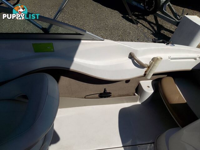 FOUR WINNS BOWRIDER 180 HORIZON-135HP MERCRUISER STERNDRIVE AND TRAILER