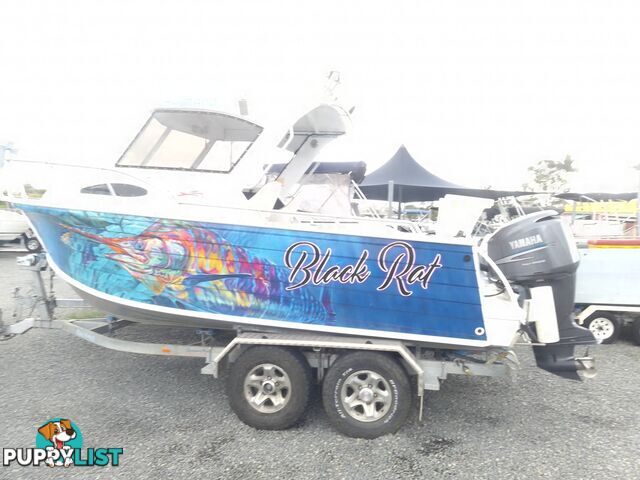 QUINTREX 610 OFFSHORE HALF CABIN-YAMAHA 225HP 4 STROKE AND TRAILER