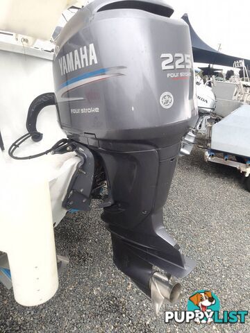 QUINTREX 610 OFFSHORE HALF CABIN-YAMAHA 225HP 4 STROKE AND TRAILER