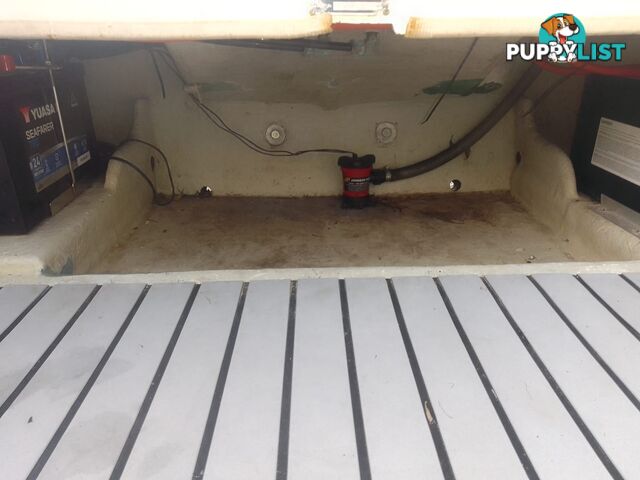 USED 2008 QUINTREX COAST RUNNER 470 WITH A 60HP MERCURY OUTBOARD ON A 2008 TELWATER SINGLE AXLE TRAILER