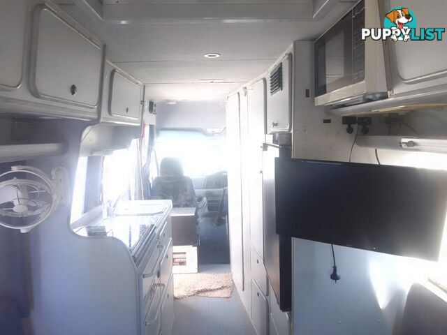 USED 1998 MERCEDEZ BENZ SPRINTER 308D TOURING MOTOR HOME