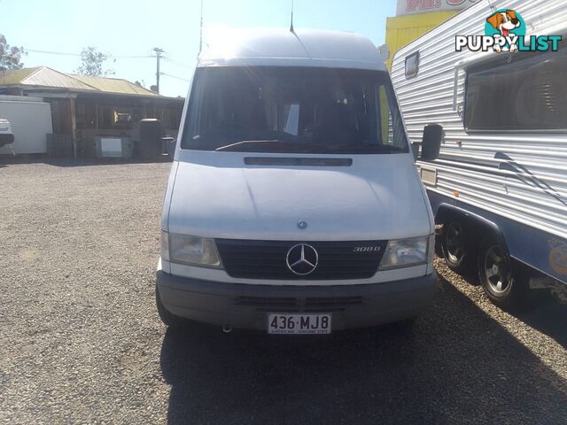 USED 1998 MERCEDEZ BENZ SPRINTER 308D TOURING MOTOR HOME