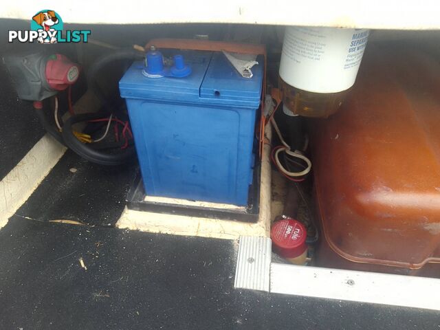 USED 1989 HAINES HUNTER 455R SPORTS RUNABOAT WITH A 115HP ETEC OUTBOARD ON A 1981 FELK TRAILER
