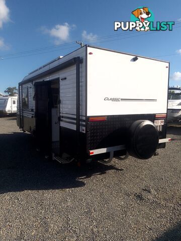 USED 2021 SUPREME CLASSIC TOURING CARAVAN 21FT
