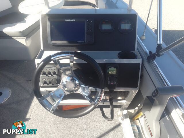 USED 2020 HORIZON FREESTYLER 5.25M SIDE CONSOLE WITH A 2020 YAMAHA 90HP 4 STROKE OUTBOARD ON A 2020 DUNBIER SINGLE AXLE TRAILER.