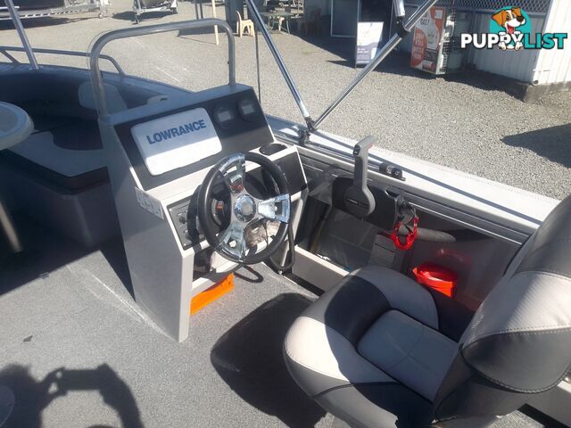 USED 2020 HORIZON FREESTYLER 5.25M SIDE CONSOLE WITH A 2020 YAMAHA 90HP 4 STROKE OUTBOARD ON A 2020 DUNBIER SINGLE AXLE TRAILER.