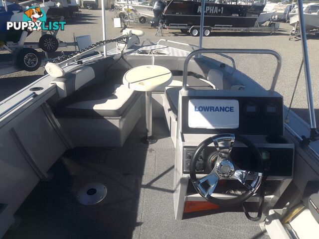 USED 2020 HORIZON FREESTYLER 5.25M SIDE CONSOLE WITH A 2020 YAMAHA 90HP 4 STROKE OUTBOARD ON A 2020 DUNBIER SINGLE AXLE TRAILER.