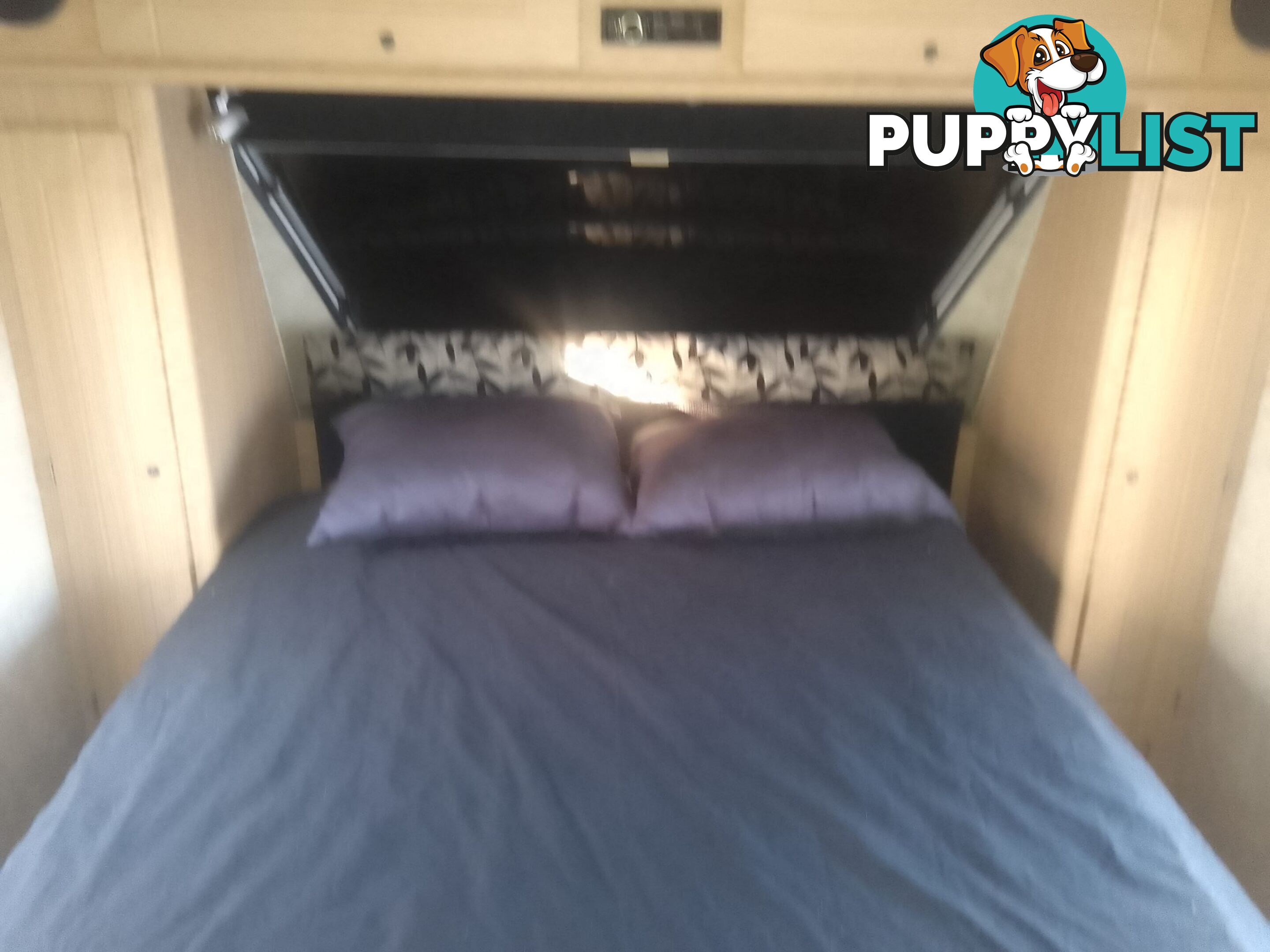 USED 2011 JURGENS LUNAGAZER JT405 SEMI OFF ROAD DUAL AXLE CARAVAN