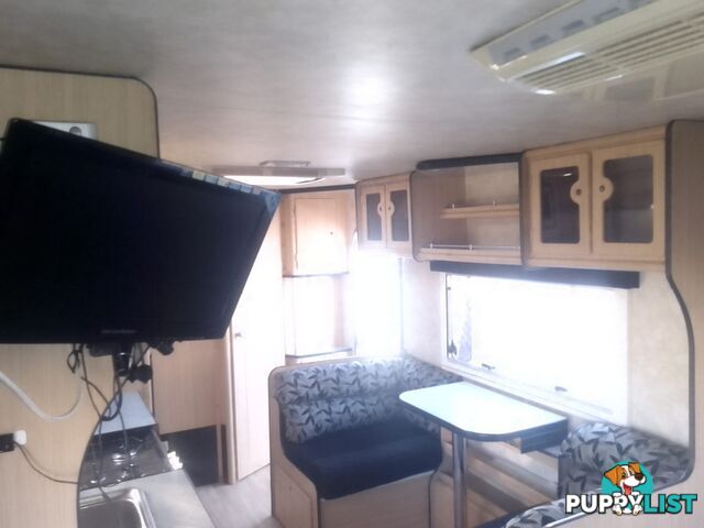 USED 2011 JURGENS LUNAGAZER JT405 SEMI OFF ROAD DUAL AXLE CARAVAN