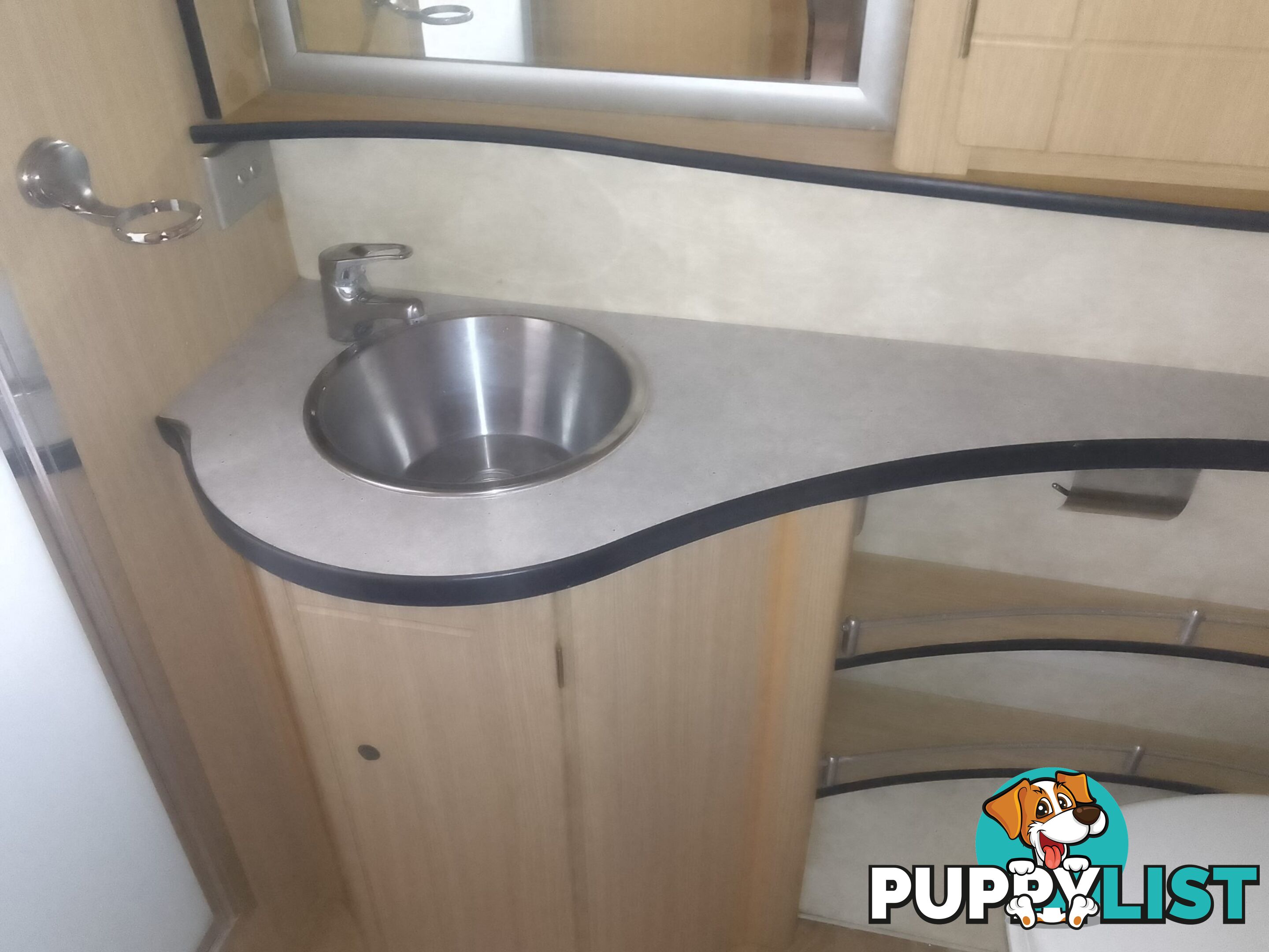 USED 2011 JURGENS LUNAGAZER JT405 SEMI OFF ROAD DUAL AXLE CARAVAN