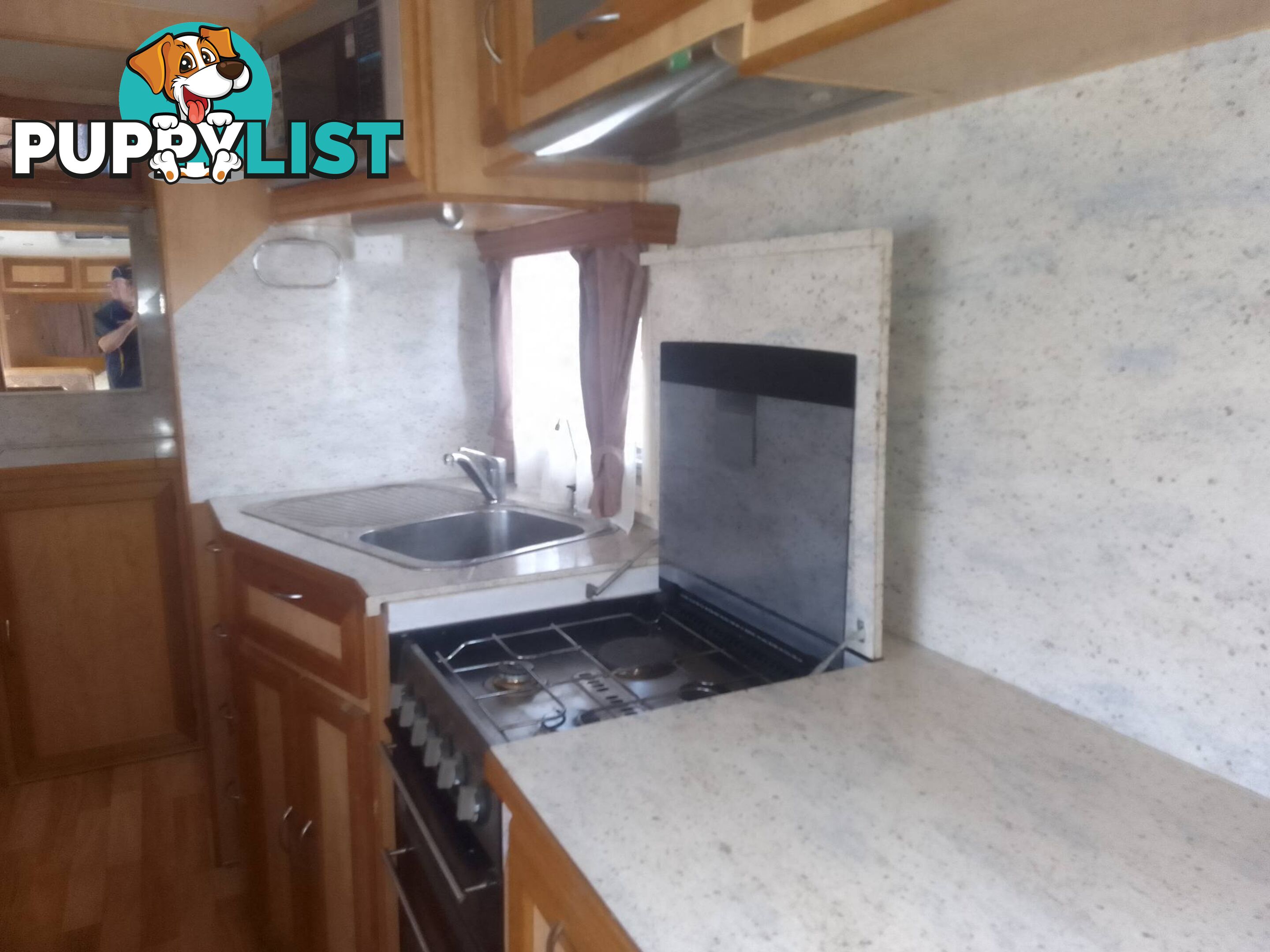 USED 2011 LAGOON FIVE STAR TANDEM TOURING CARAVAN
