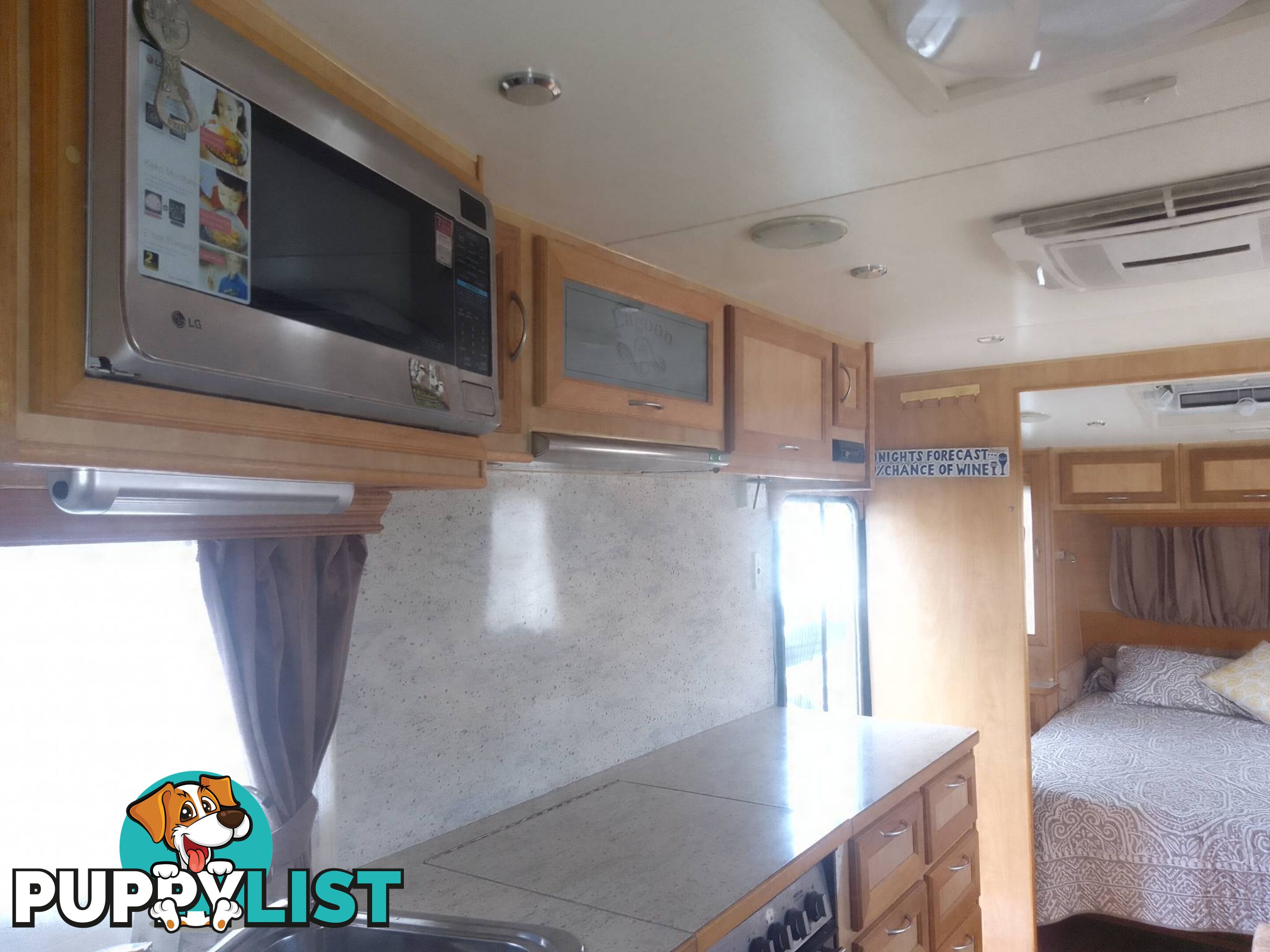 USED 2011 LAGOON FIVE STAR TANDEM TOURING CARAVAN