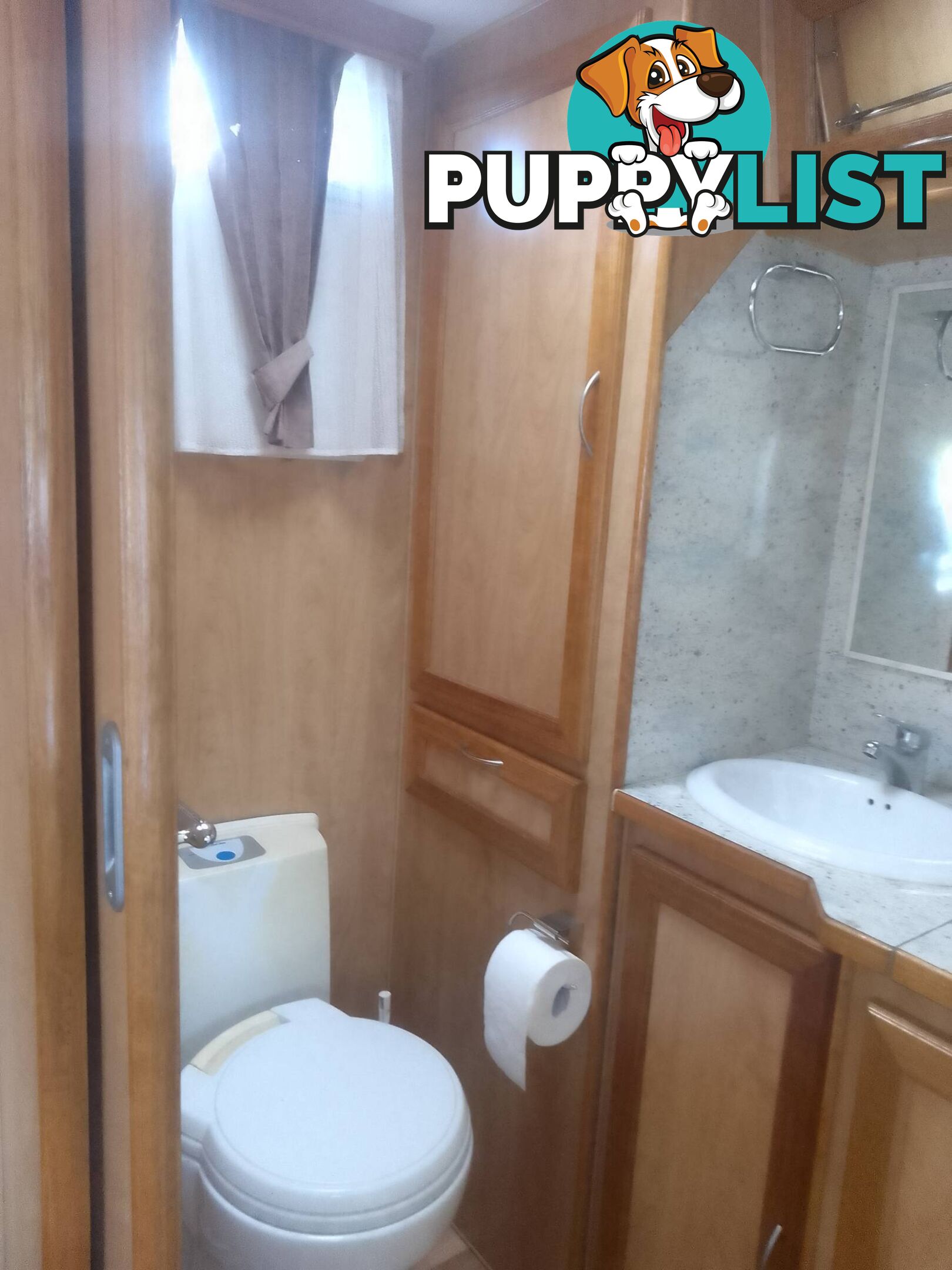 USED 2011 LAGOON FIVE STAR TANDEM TOURING CARAVAN