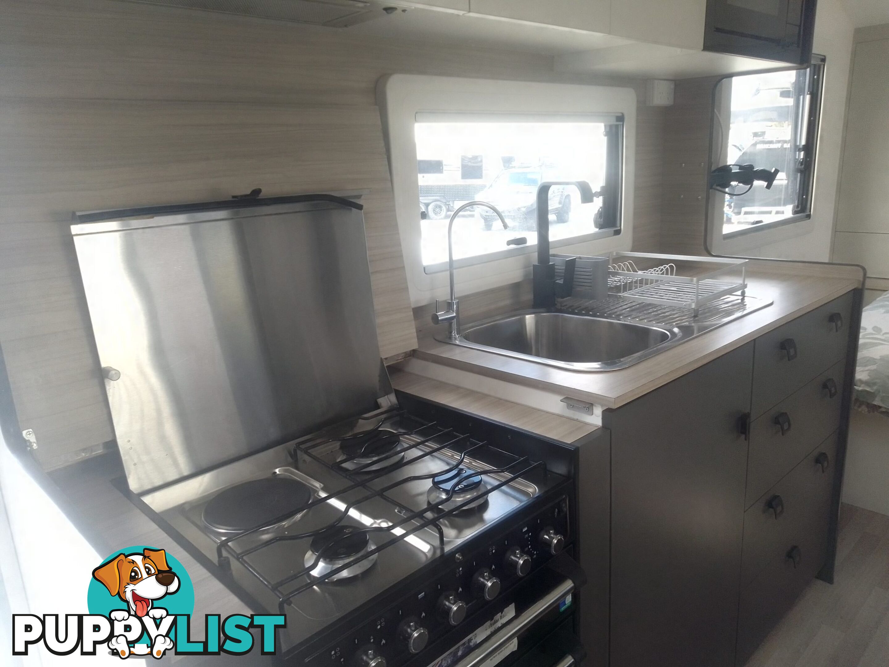 USED 2021 FRANKLIN G4 21FT TOURING DUAL AXLE CARAVAN