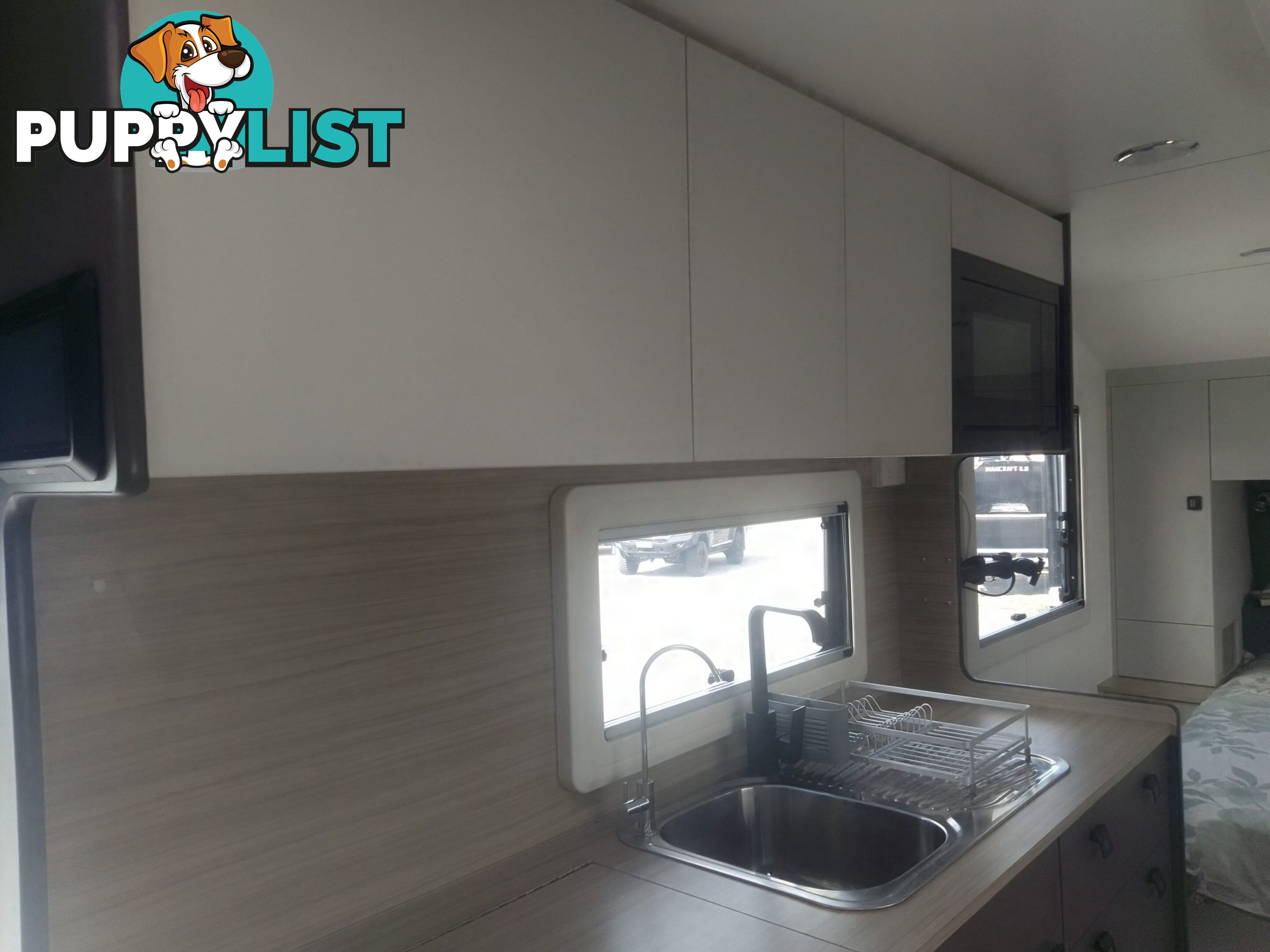 USED 2021 FRANKLIN G4 21FT TOURING DUAL AXLE CARAVAN