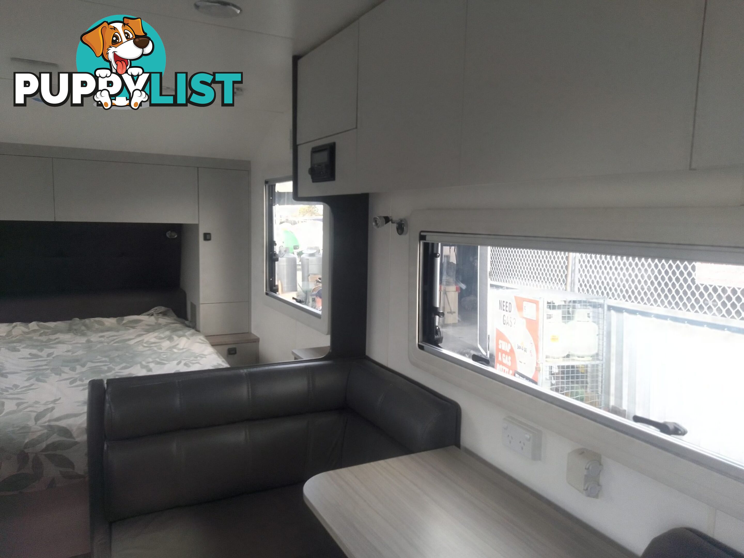 USED 2021 FRANKLIN G4 21FT TOURING DUAL AXLE CARAVAN