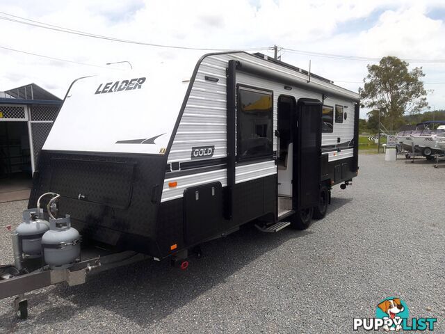 LEADER GOLD 23FT FAMILY BUNK TOURING CARAVAN