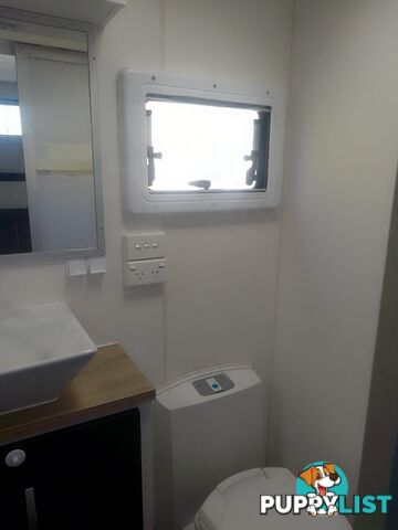USED 2021 LEADER GOLD 2 BUNK FAMILY SEMI OFF ROAD DUAL AXLE CARAVAN