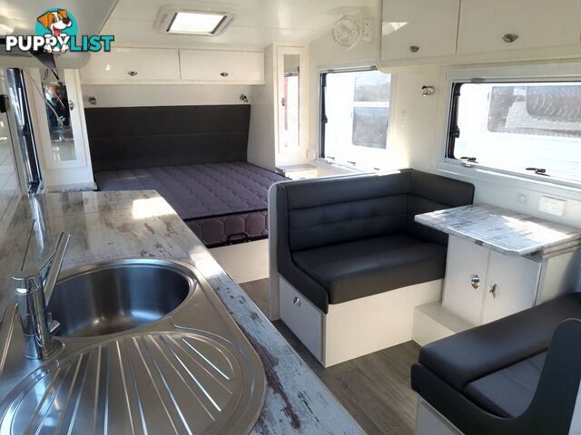 SUNSET BOULEVARD 21FT SEMI OFF-ROAD TOURING CARAVAN