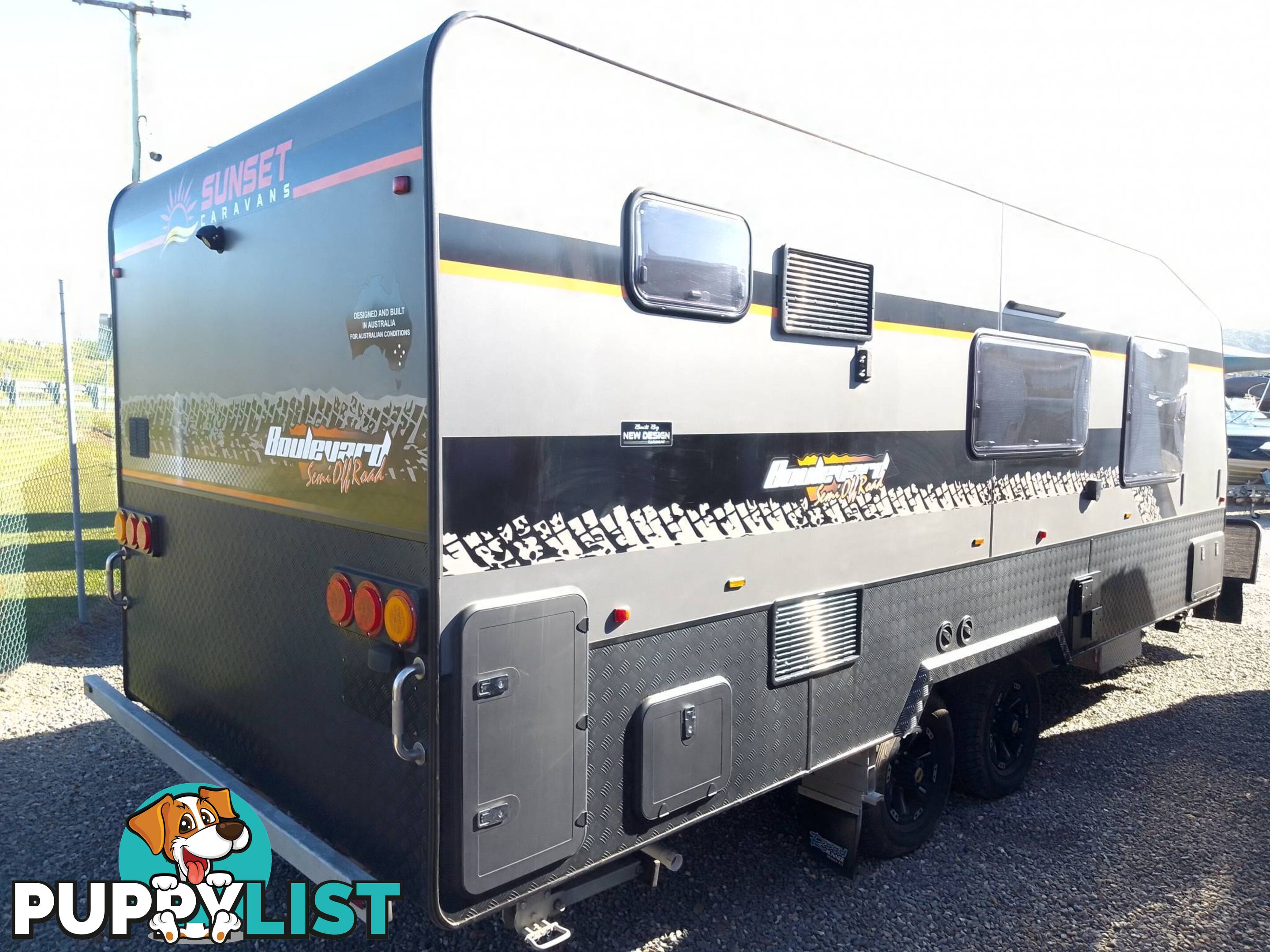 SUNSET BOULEVARD 21FT SEMI OFF-ROAD TOURING CARAVAN