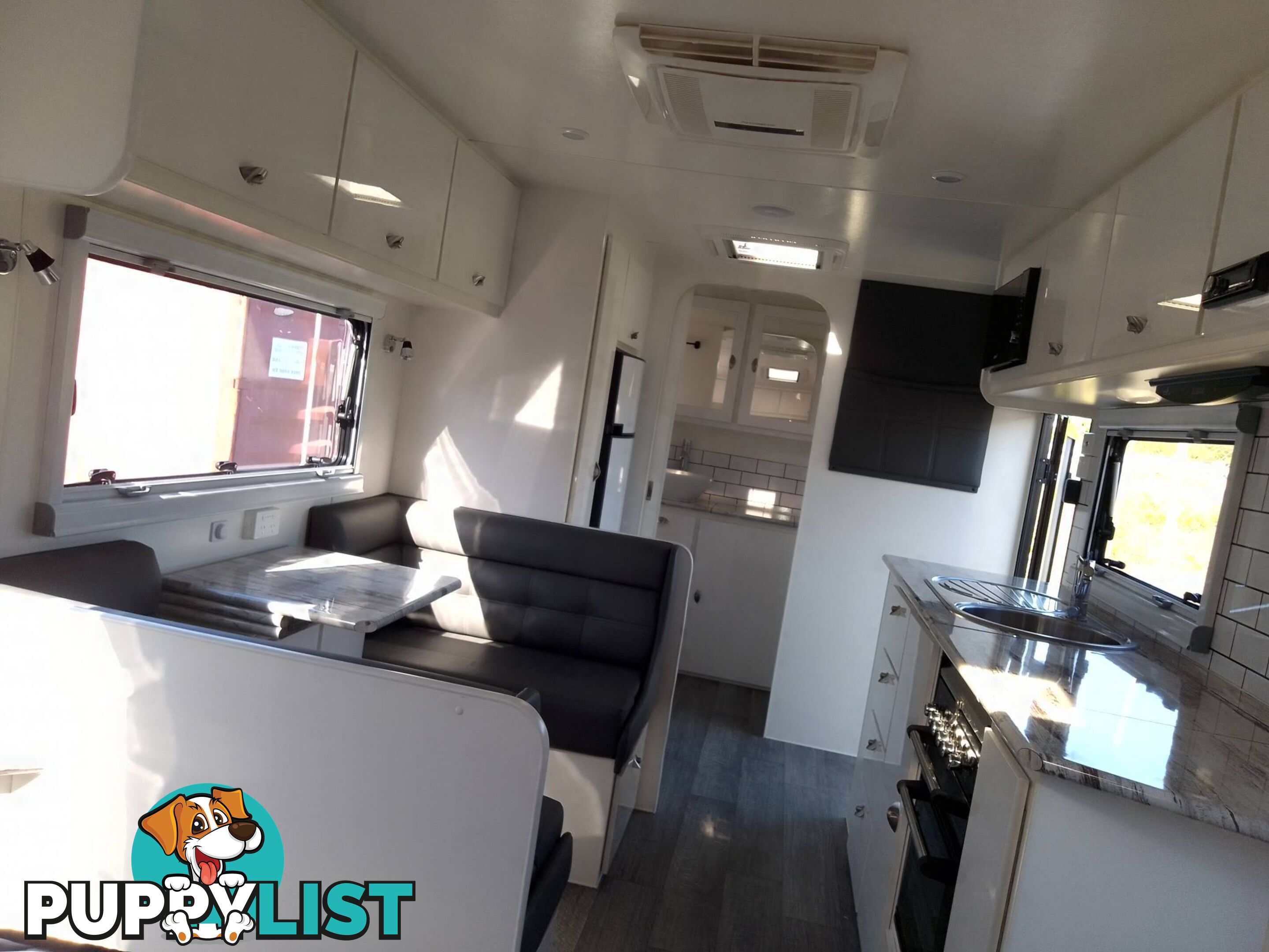 SUNSET BOULEVARD 21FT SEMI OFF-ROAD TOURING CARAVAN