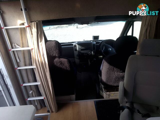 VOLKSWAGEN TURBO DIESEL CRAFTER TALVOR 24FT MOTORHOME