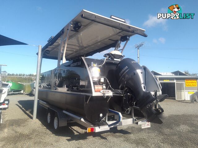 USED 2021 MANCRAFT 8.00M PONTOON BOAT WITH 2020 MODEL 250HP YAMAHA 4 STROKE ENGINE ON A 2021 DAVID BALE BUILT ALLOY CUSTOM BUILT TRAILER.