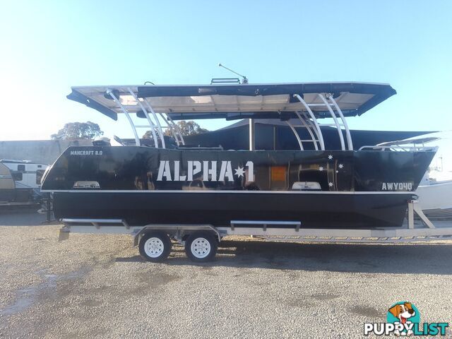 USED 2021 MANCRAFT 8.00M PONTOON BOAT WITH 2020 MODEL 250HP YAMAHA 4 STROKE ENGINE ON A 2021 DAVID BALE BUILT ALLOY CUSTOM BUILT TRAILER.