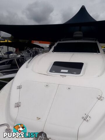 WHITTLEY CR2800 30FT CABIN CRUISER -VOLVO PENTA 5.7LITRE STERNDRIVE 300HP AND TRAILER