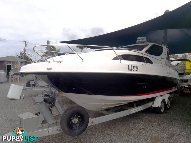 WHITTLEY CR2800 30FT CABIN CRUISER -VOLVO PENTA 5.7LITRE STERNDRIVE 300HP AND TRAILER