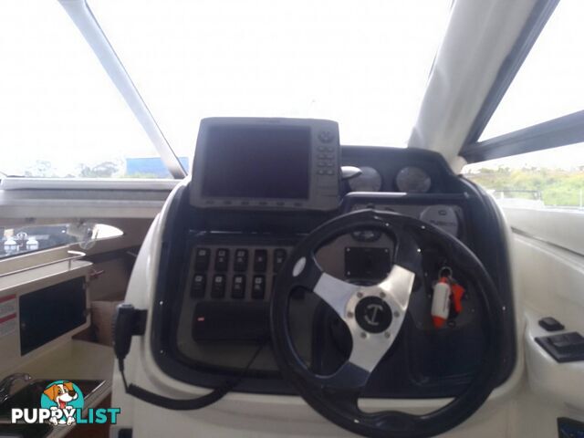 WHITTLEY CR2800 30FT CABIN CRUISER -VOLVO PENTA 5.7LITRE STERNDRIVE 300HP AND TRAILER