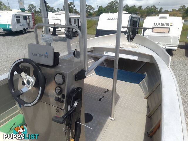 STACER SEAHORSE 529 CENTRE CONSOLE 115HP 4 STROKE SUZUKI OUTBOARD ON TRAILER