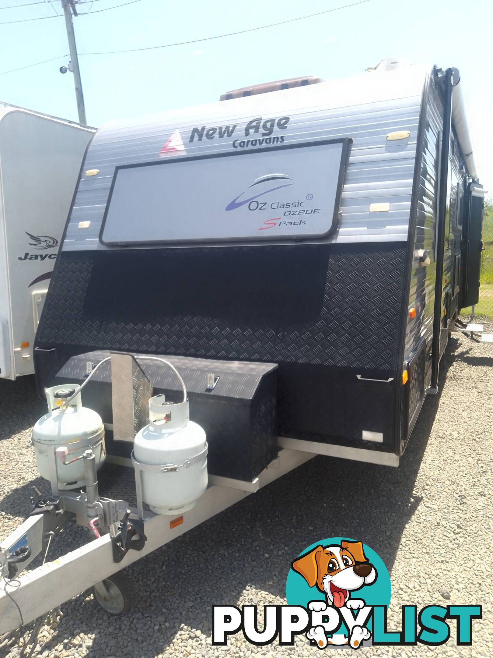 NEW AGE OZ CLASSIC 21FT TOURING CARAVAN