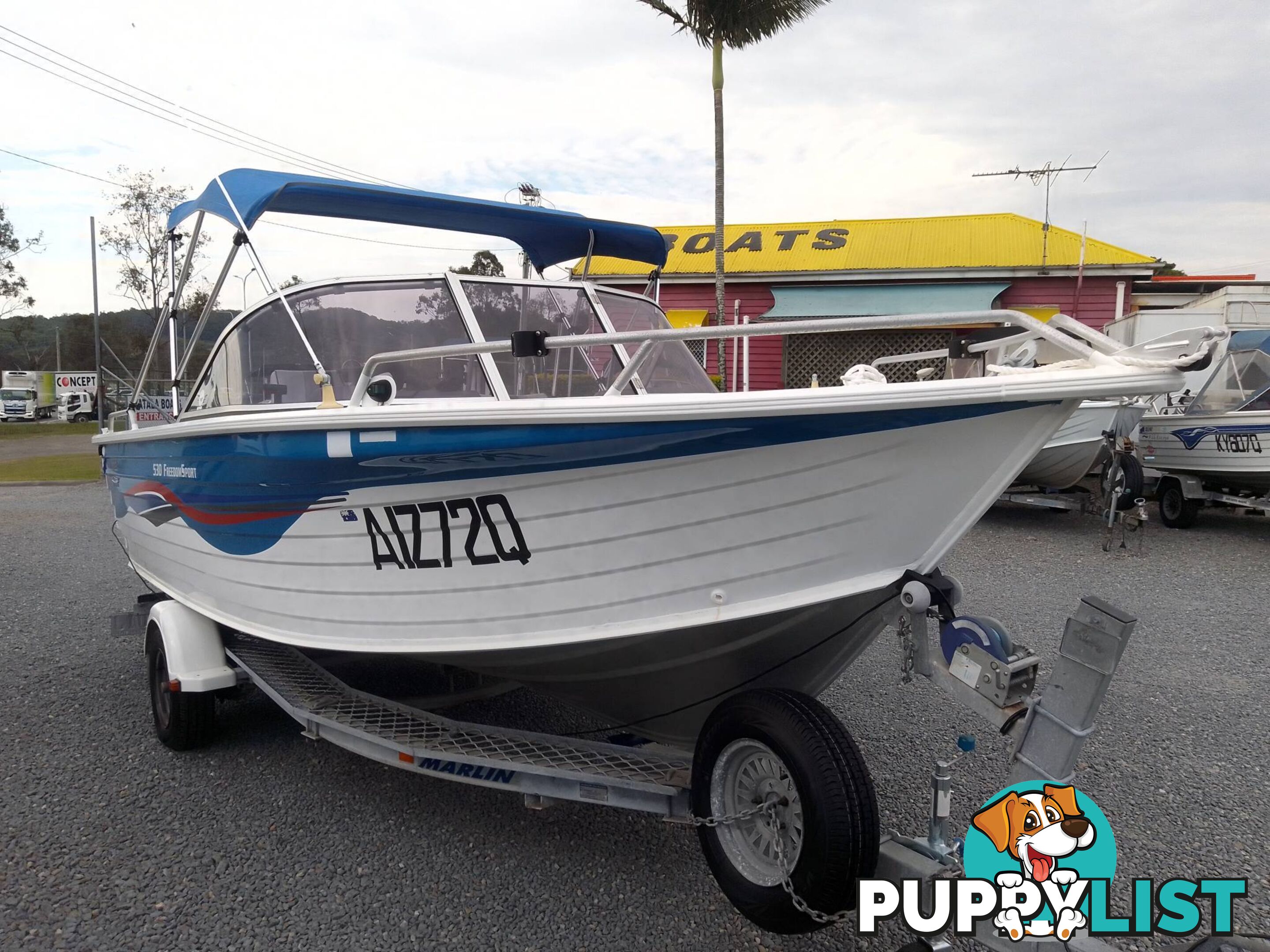 QUINTREX FREEDOM SPORT 550 BOWRIDER -YAMAHA 115HP 2 STROKE AND TRAILER